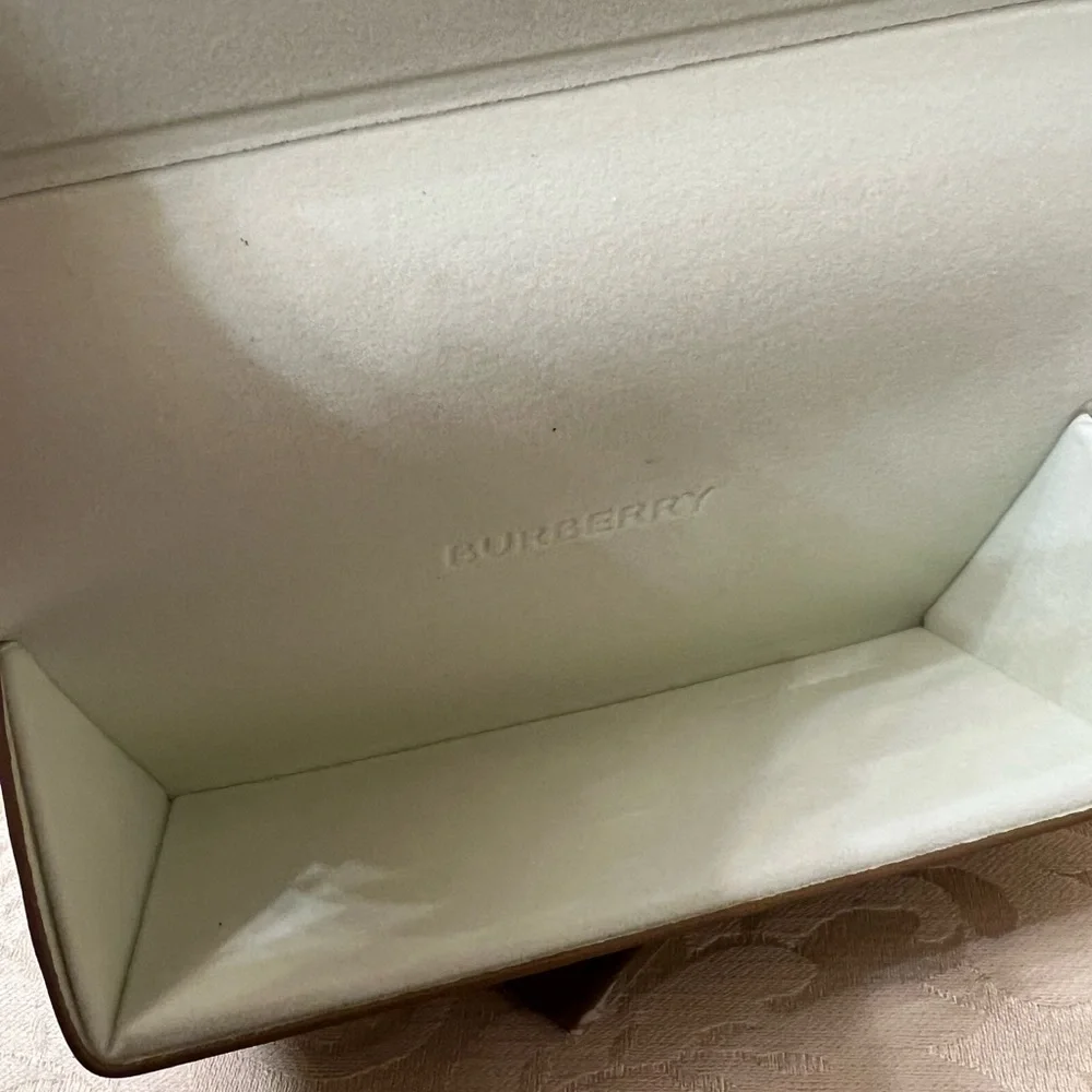 Burberry Authentic Sunglasses Full Inclusion NWT